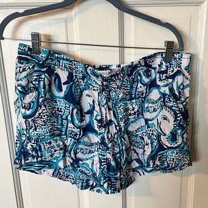 Lilly Pulitzer Katia Shorts in “Keep on Trunkin’” Print. Size Large.